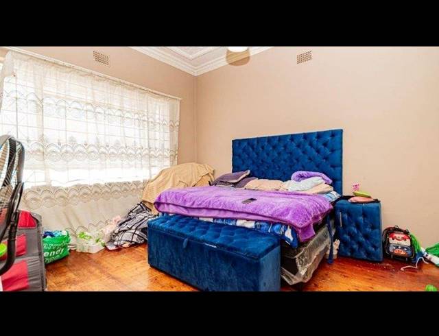 3 BEDROOM HOUSE FOR SALE IN KENSINGTON